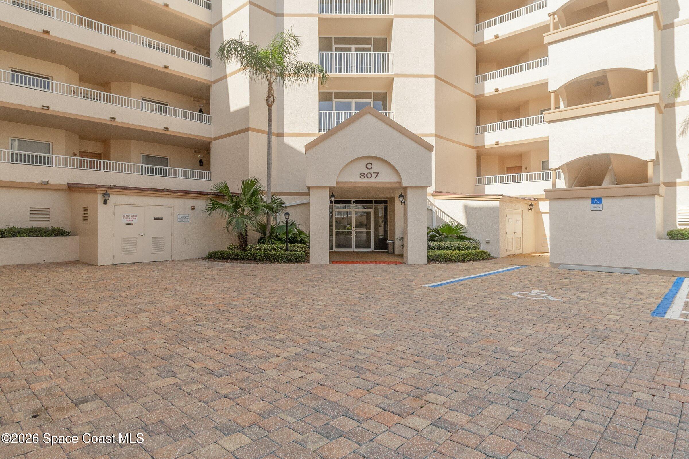 807 Mystic Drive C-307 Property Photo 2