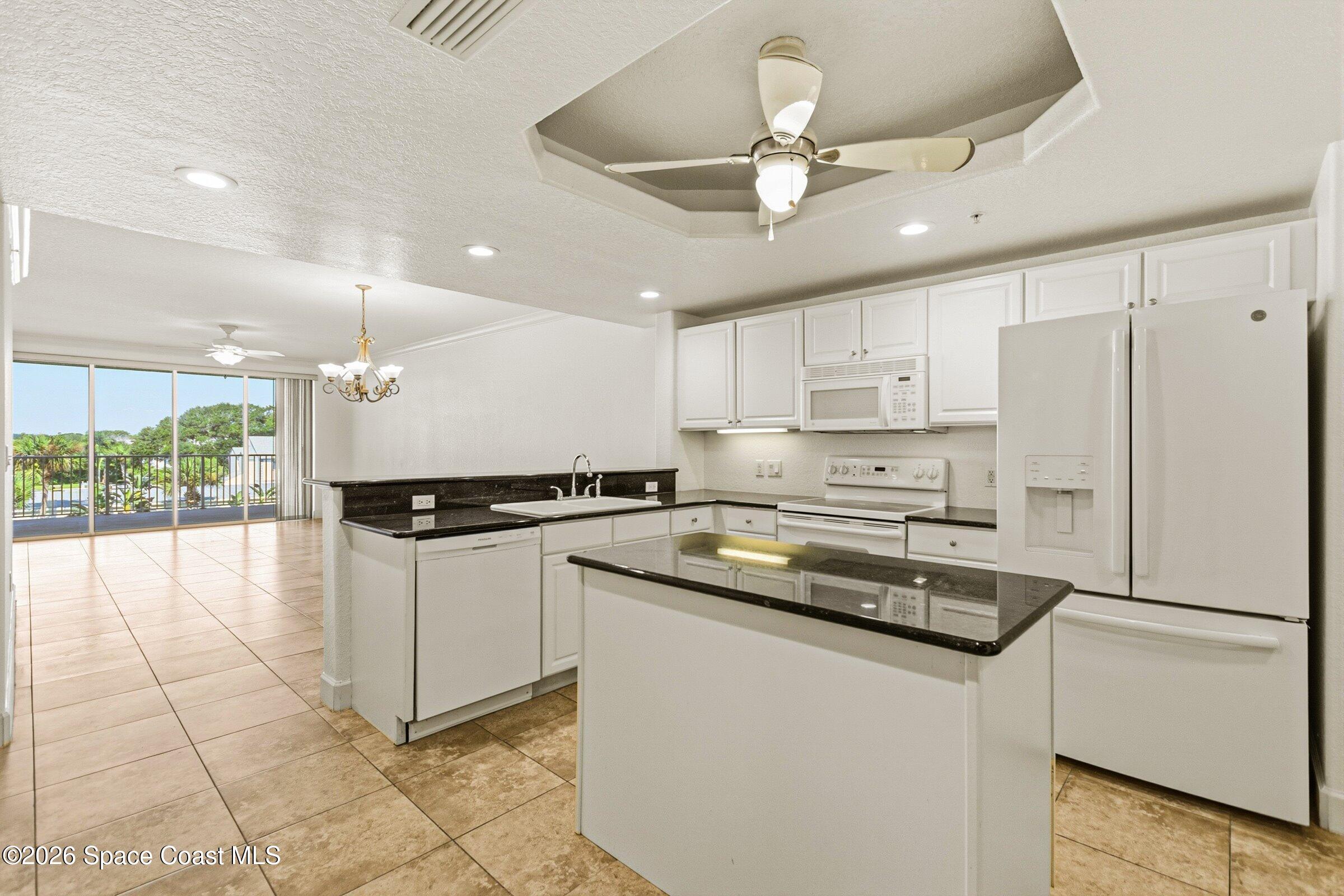807 Mystic Drive C-307 Property Photo 7
