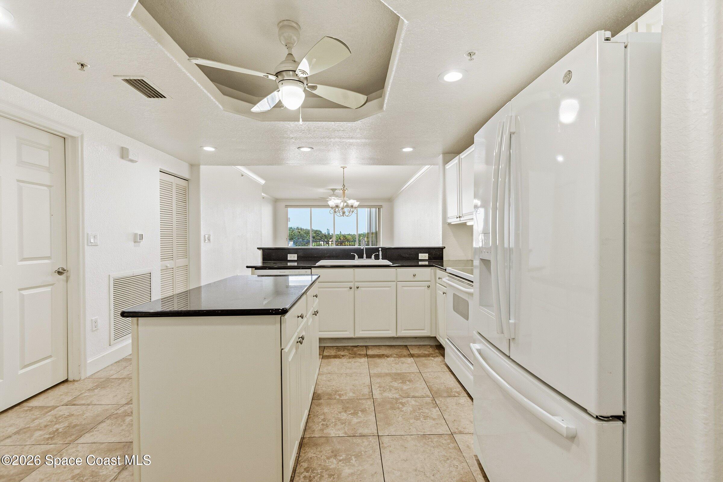 807 Mystic Drive C-307 Property Photo 8