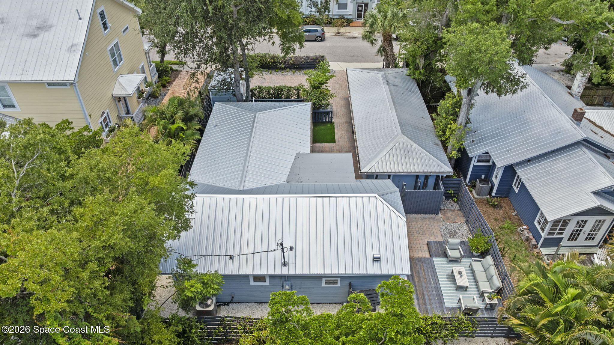 1841 Laurel Street Property Photo 41