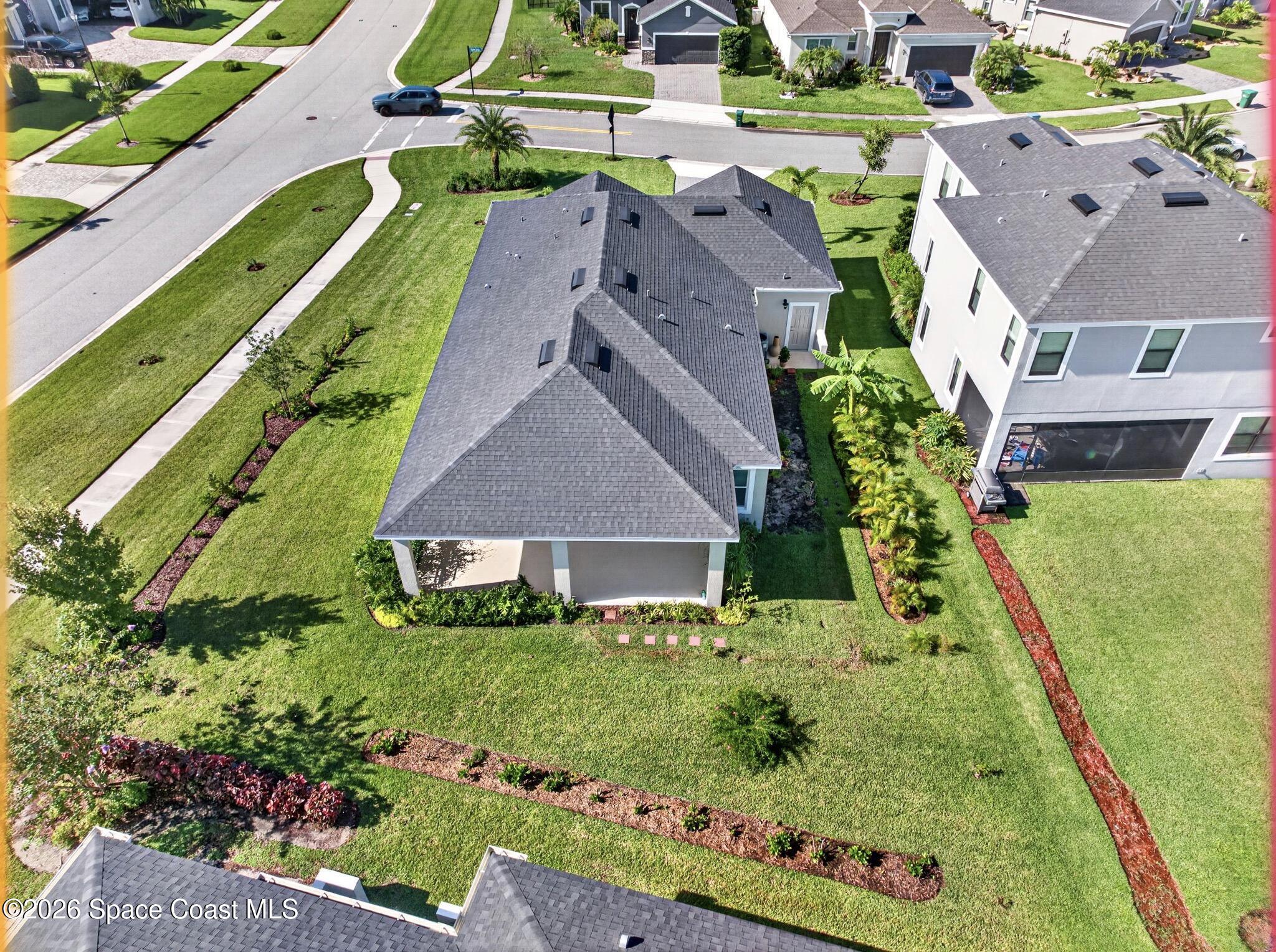 3008 Ribbon Grass Drive Property Photo 4