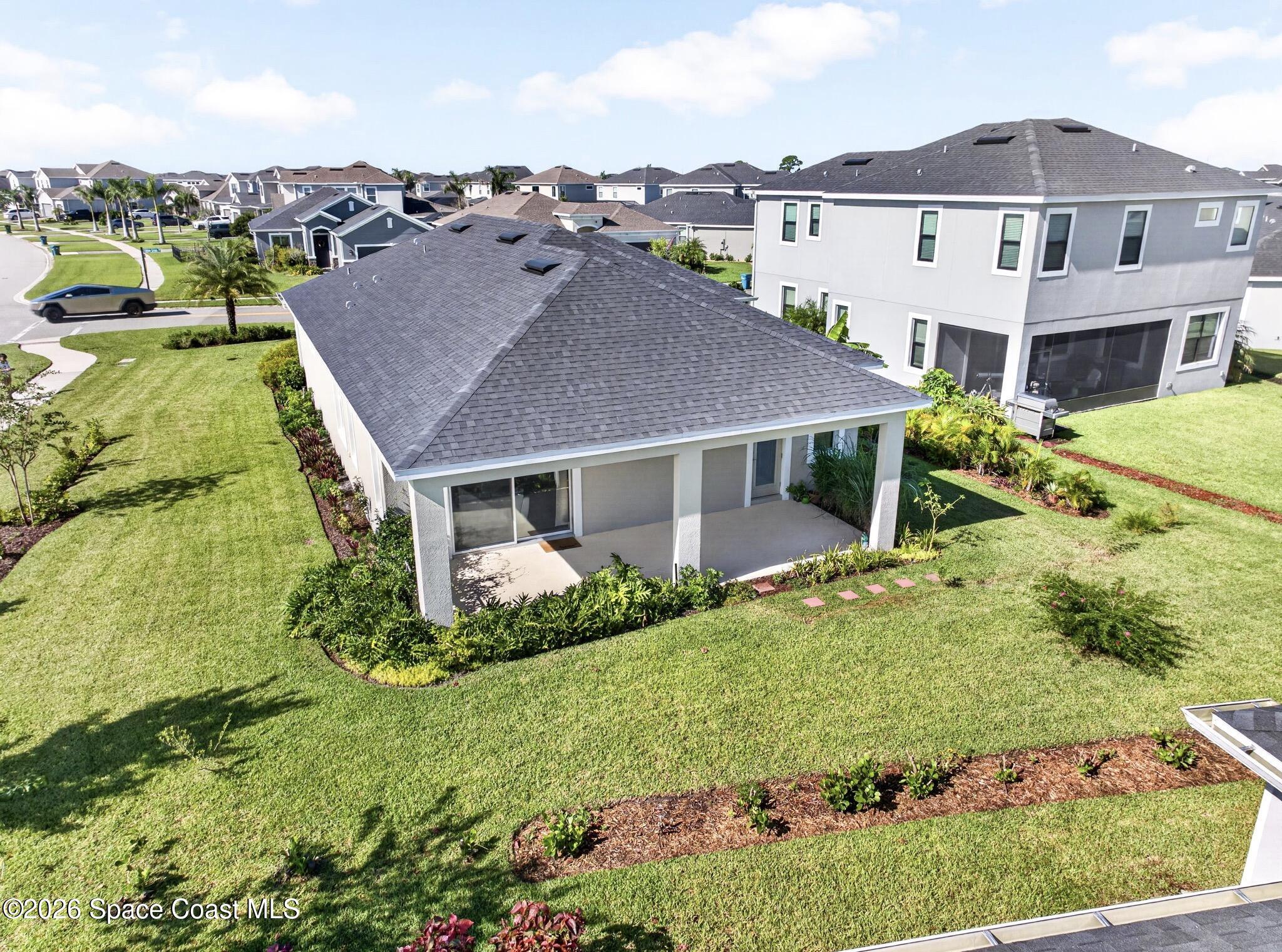 3008 Ribbon Grass Drive Property Photo 5
