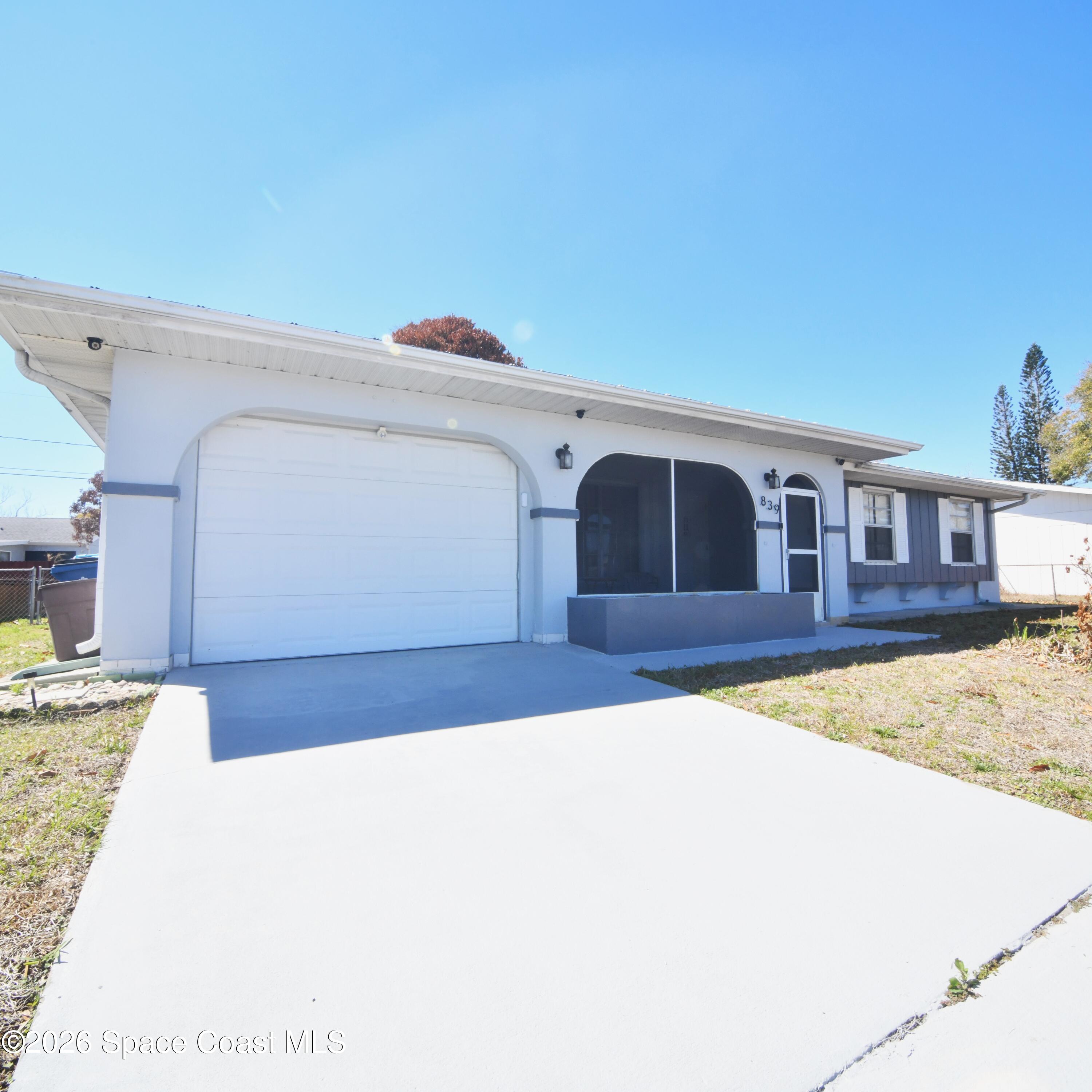 839 Angle Street NE Property Photo 1