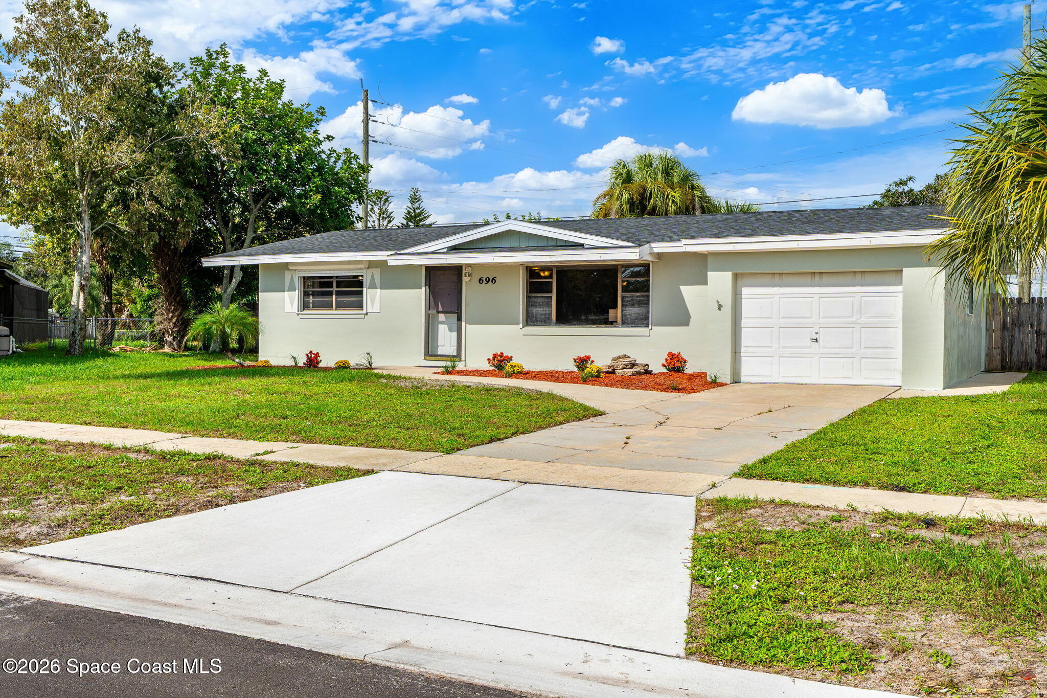 696 Van Buren Street Property Photo 1
