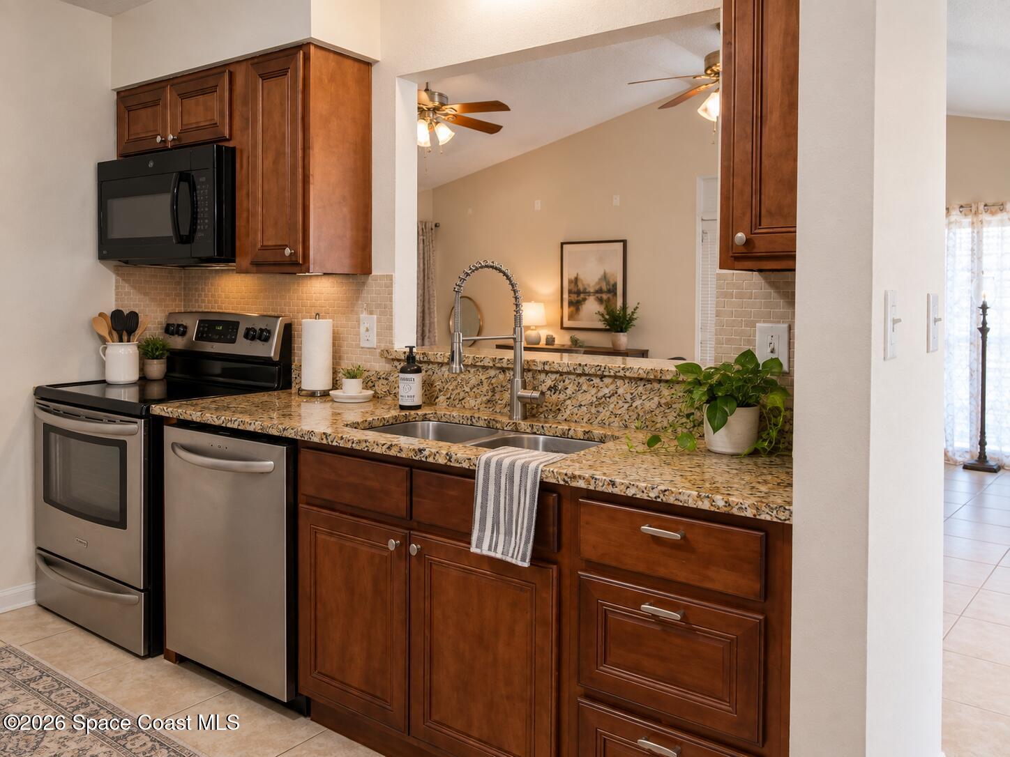 1136 Lamplighter Drive Nw Property Photo 3