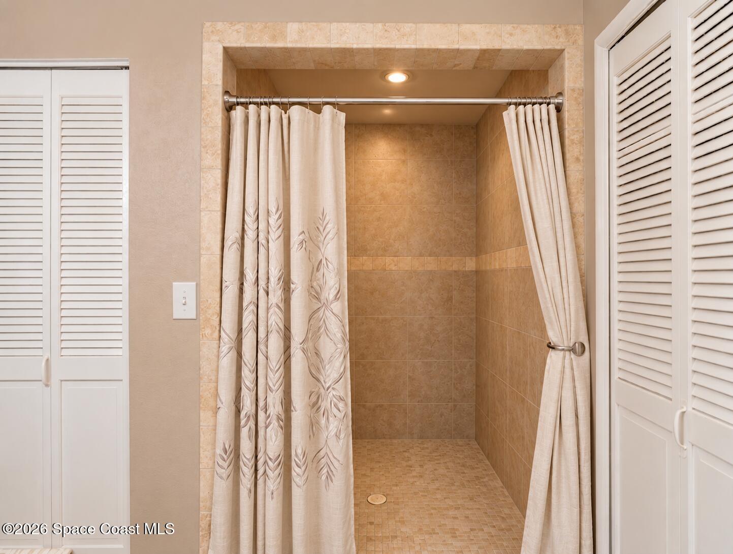1136 Lamplighter Drive Nw Property Photo 9