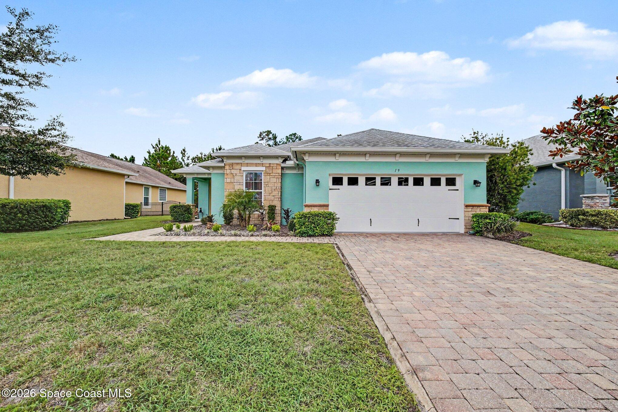 19 Huntington Place Property Photo 1