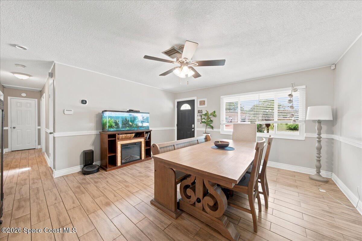 4865 Cocoanut Drive Property Photo 4