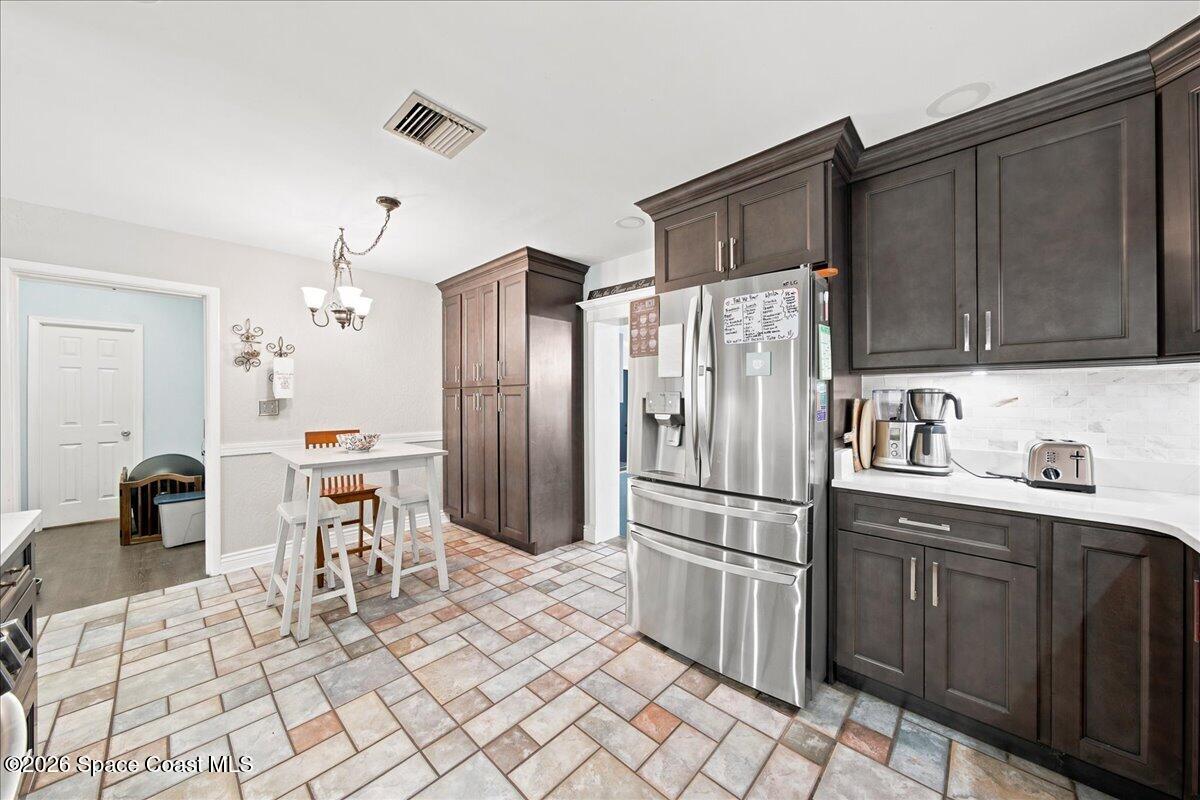 4865 Cocoanut Drive Property Photo 6