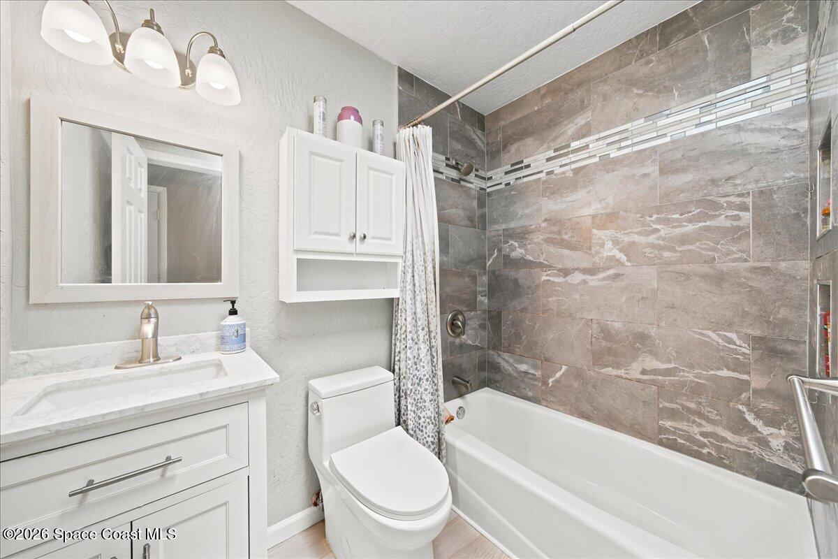 4865 Cocoanut Drive Property Photo 16