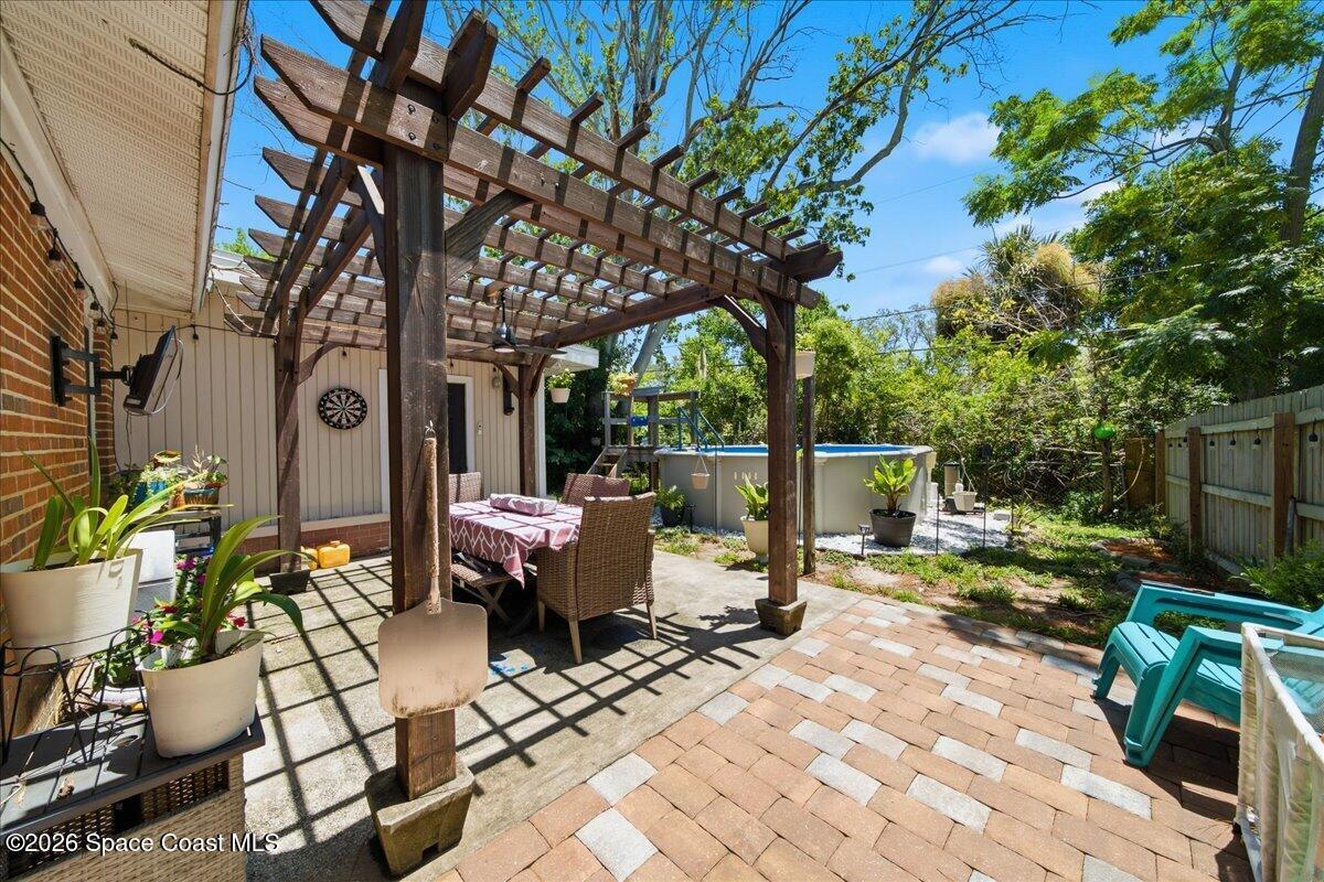 4865 Cocoanut Drive Property Photo 18