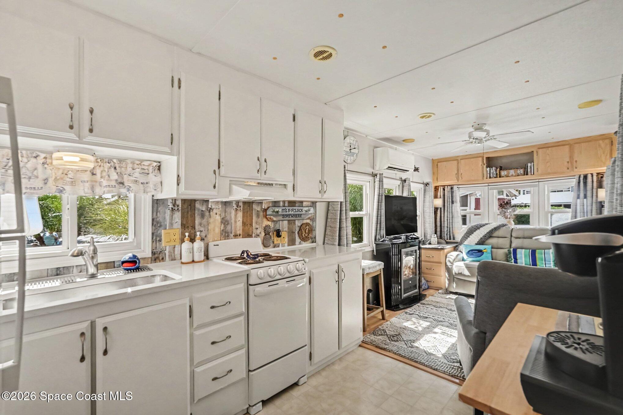 616 Pier Lane Property Photo 8
