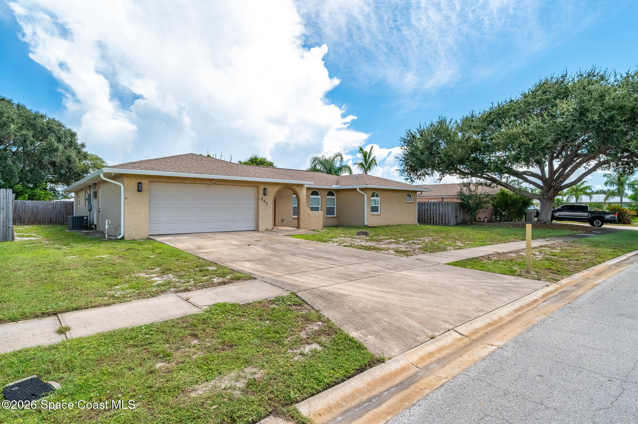 645 Caiman Street Property Photo 1