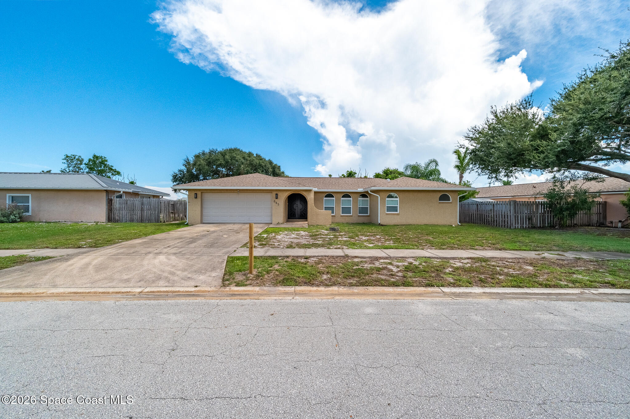 645 Caiman Street Property Photo 2