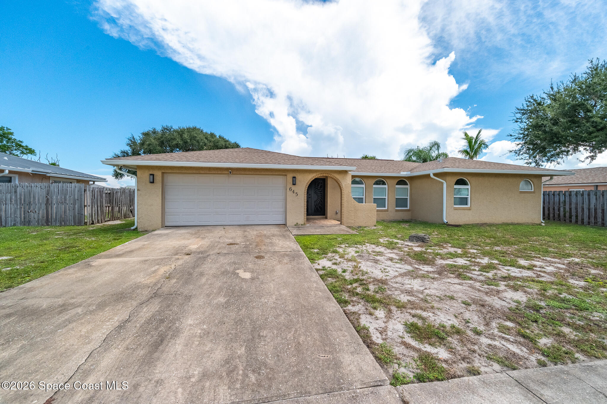 645 Caiman Street Property Photo 5