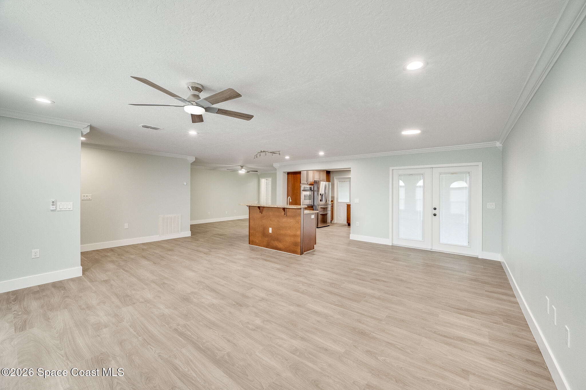 645 Caiman Street Property Photo 8