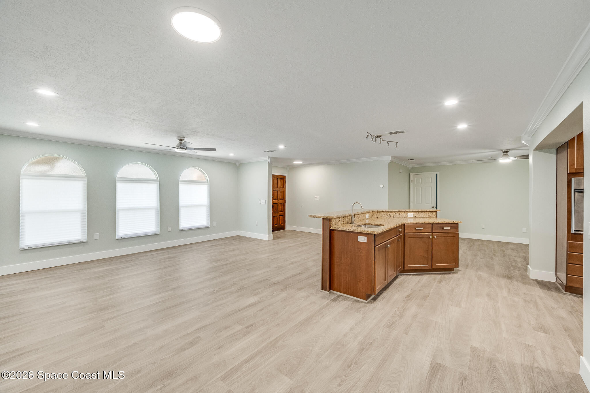 645 Caiman Street Property Photo 9