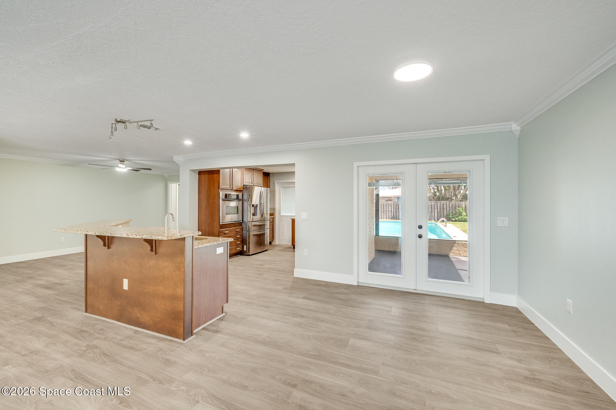 645 Caiman Street Property Photo 16