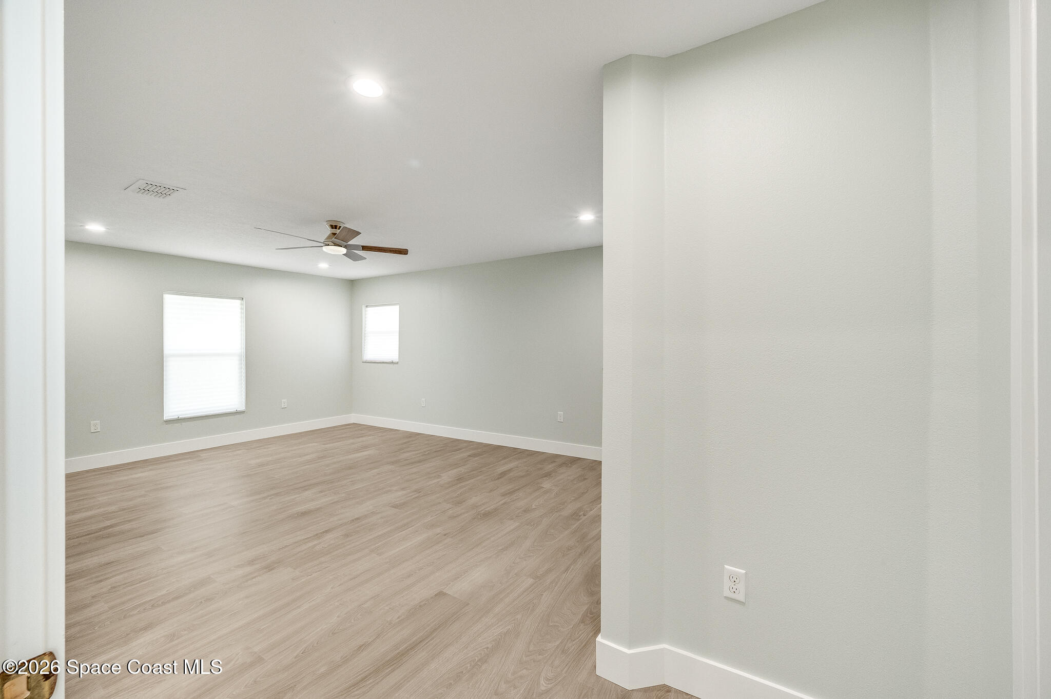 645 Caiman Street Property Photo 30
