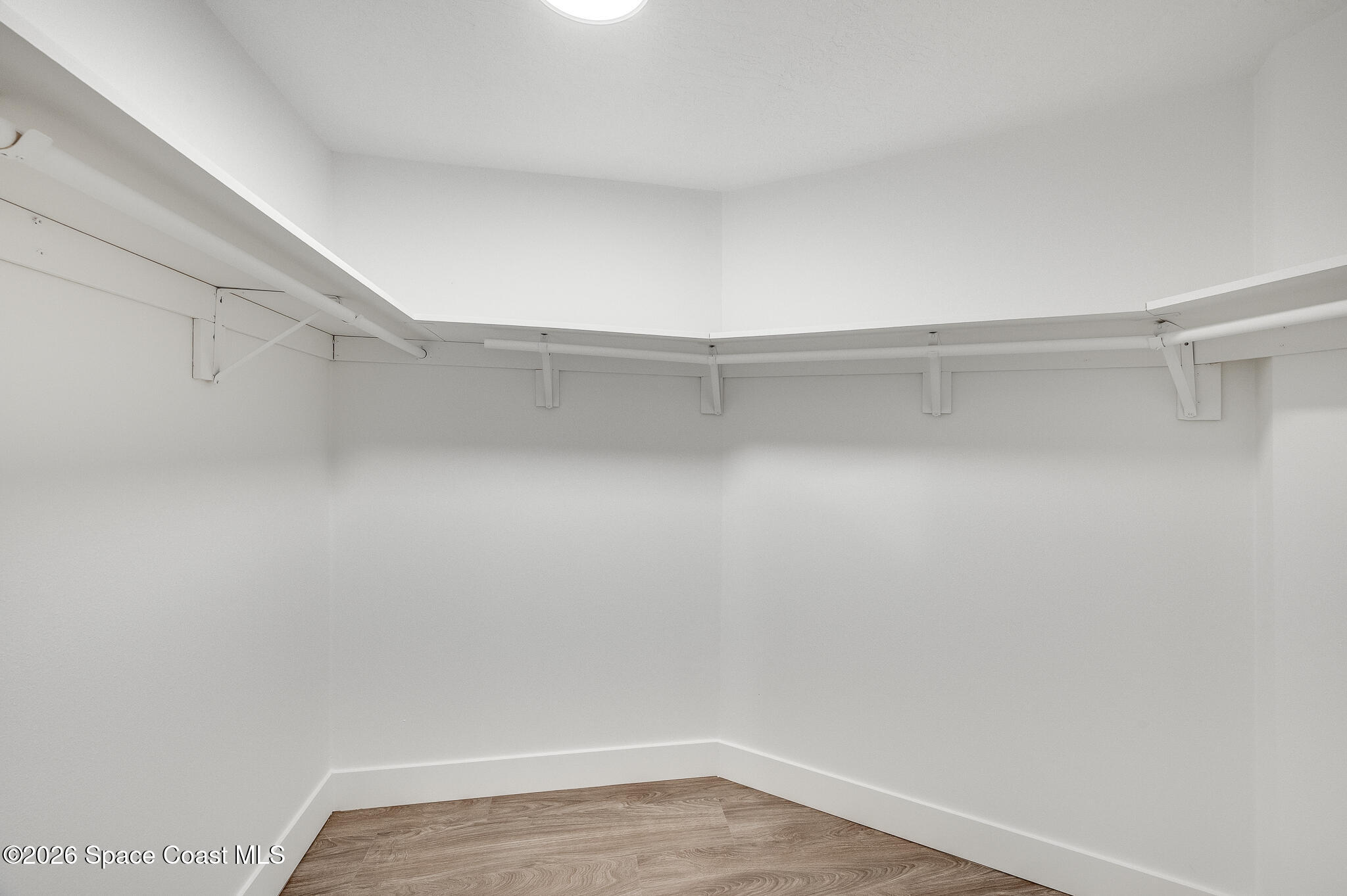 645 Caiman Street Property Photo 33