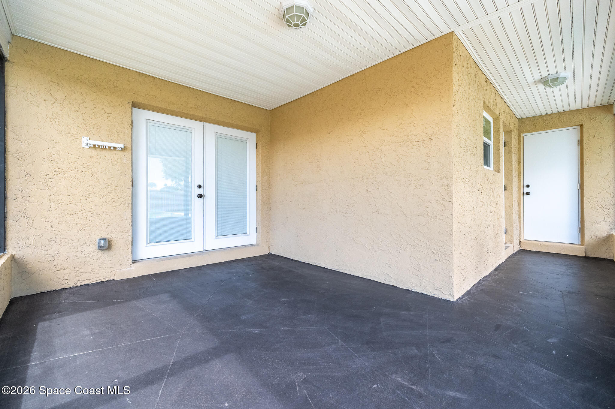 645 Caiman Street Property Photo 38