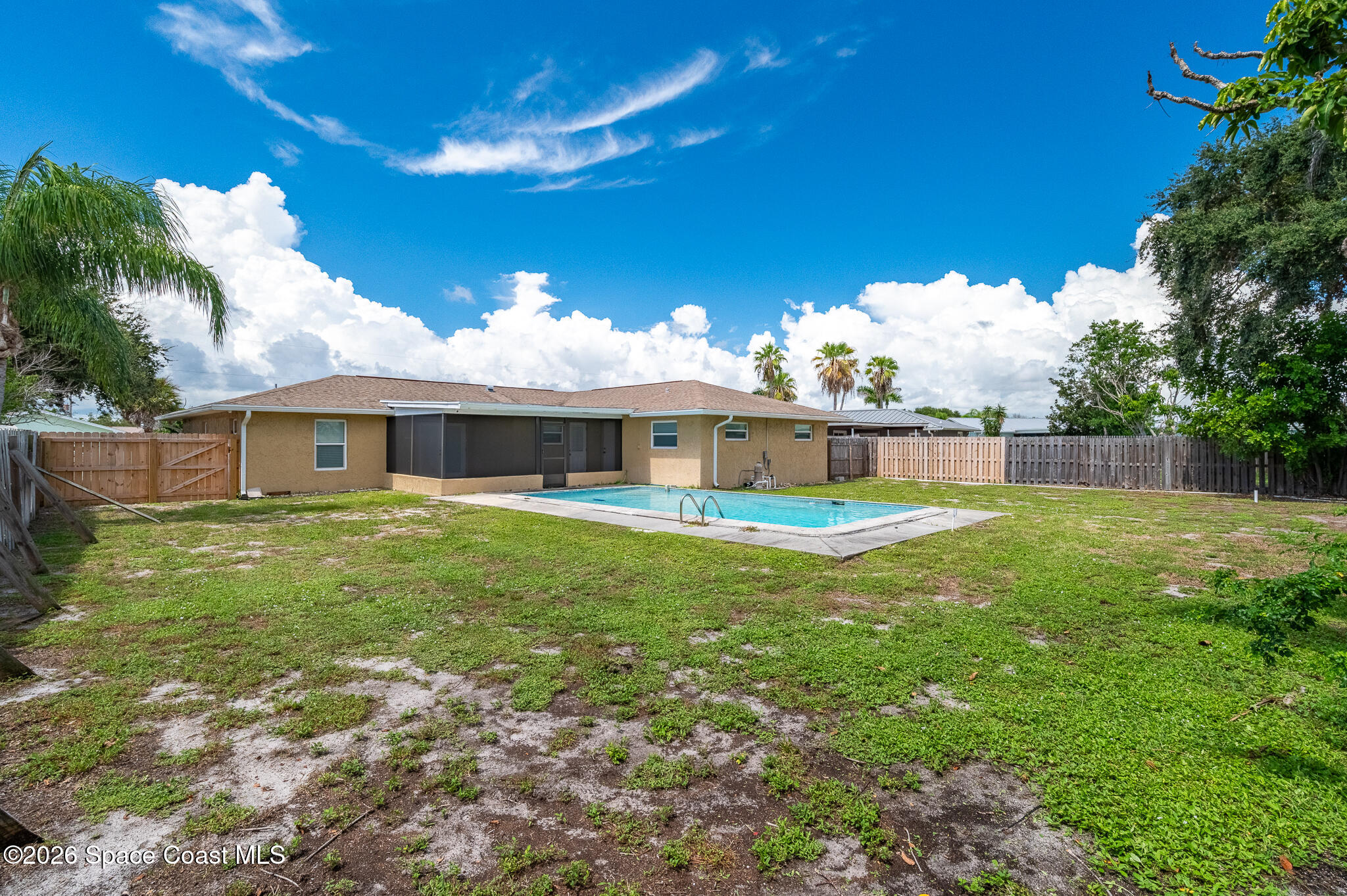 645 Caiman Street Property Photo 40
