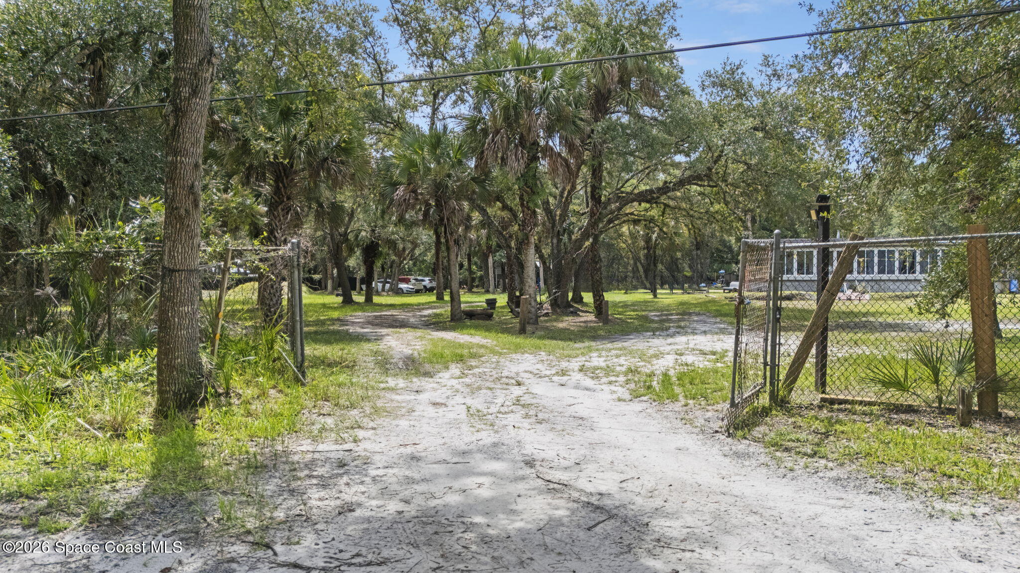 6673 Bear Trail Property Photo 9