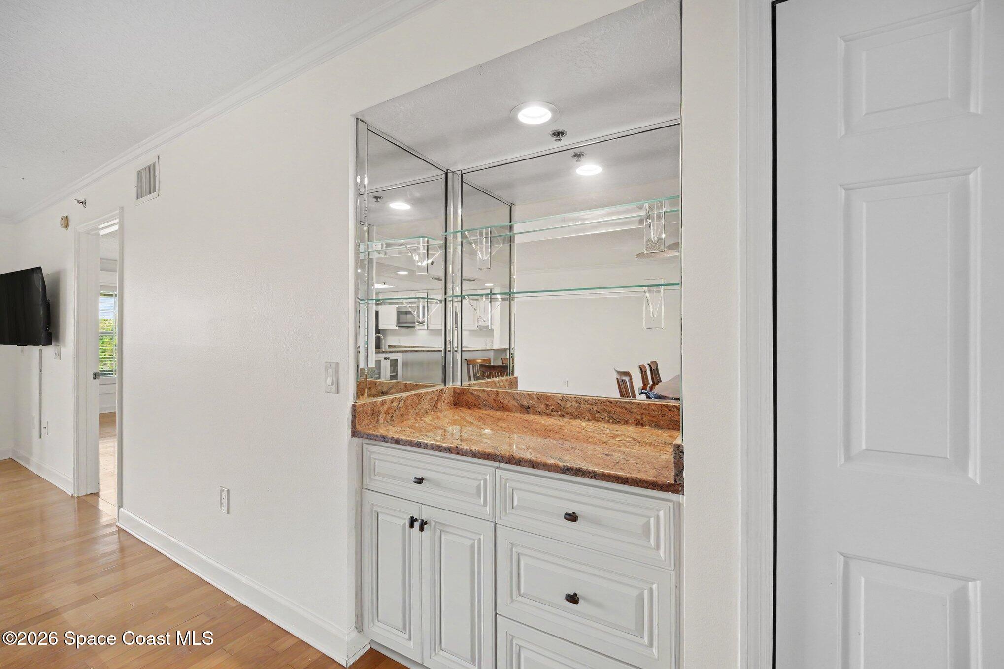 660 S Brevard Avenue 1513 Property Photo 20