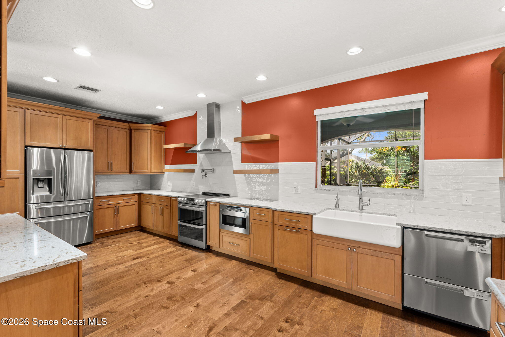 889 Woodbine Drive Property Photo 13