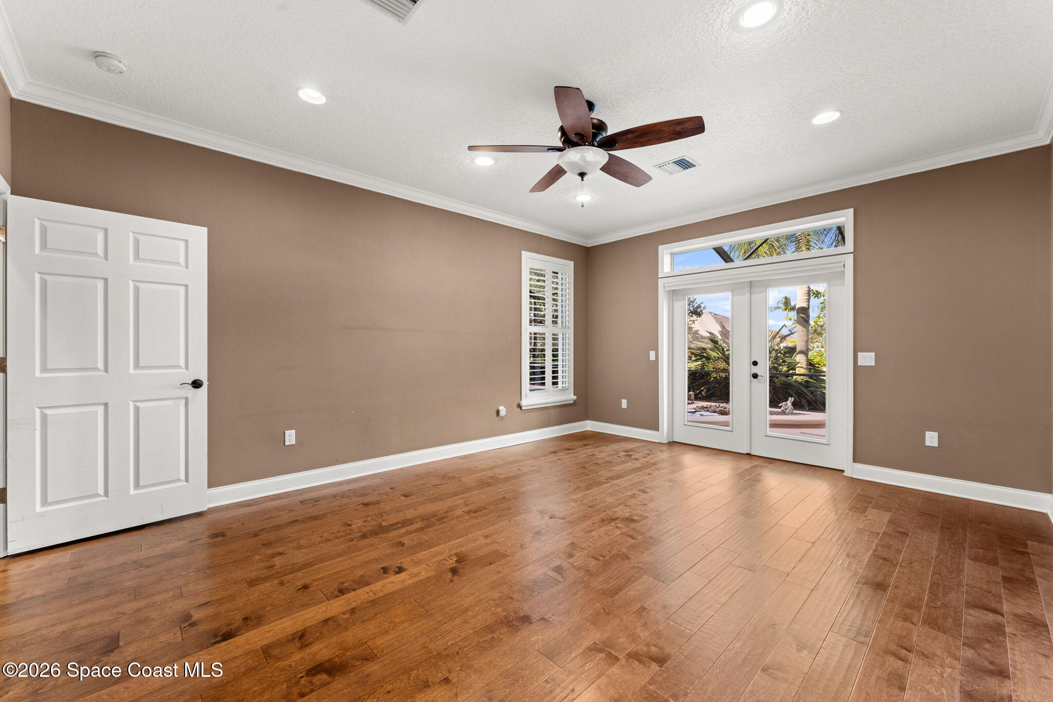 889 Woodbine Drive Property Photo 30