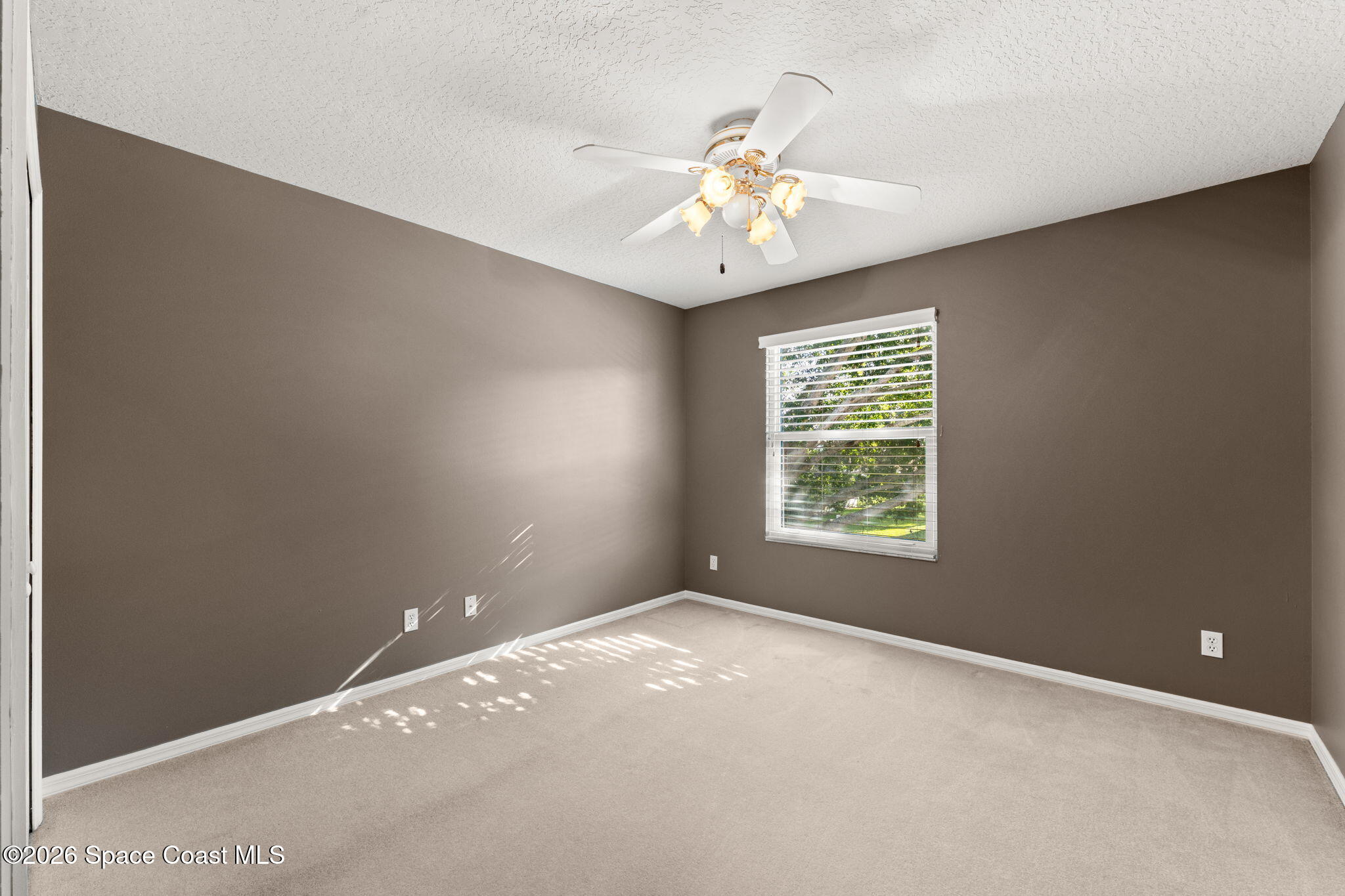 889 Woodbine Drive Property Photo 40