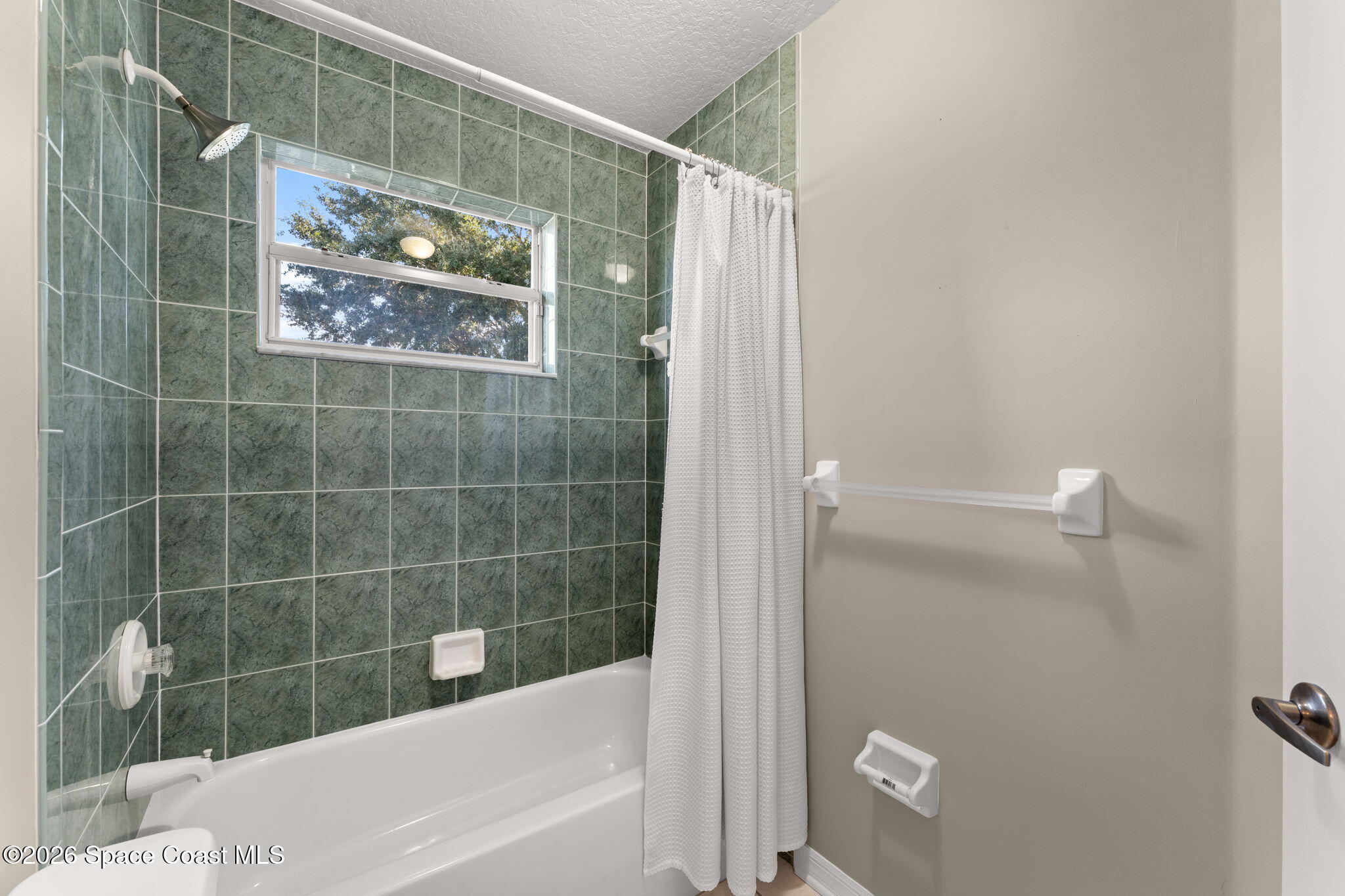 889 Woodbine Drive Property Photo 48