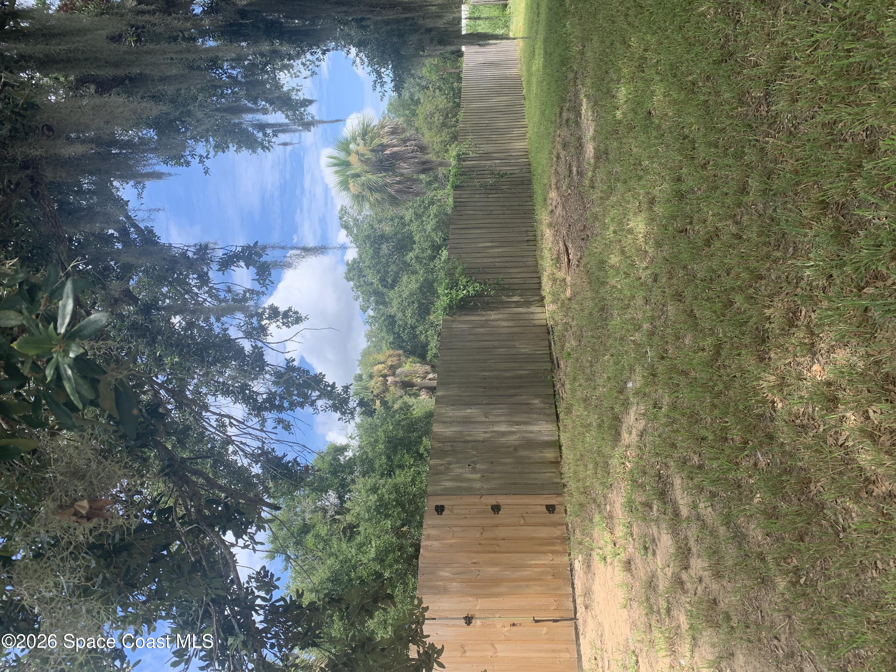 120 Silver Hill Lane Property Photo 3