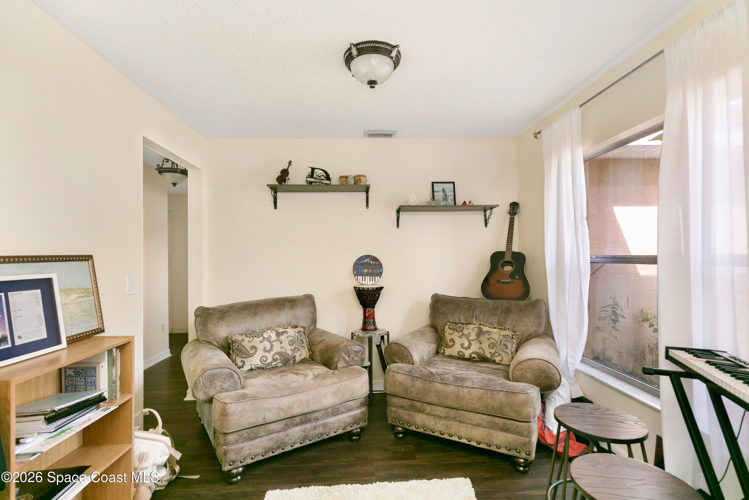 382 Hatcher Street Se Property Photo 2