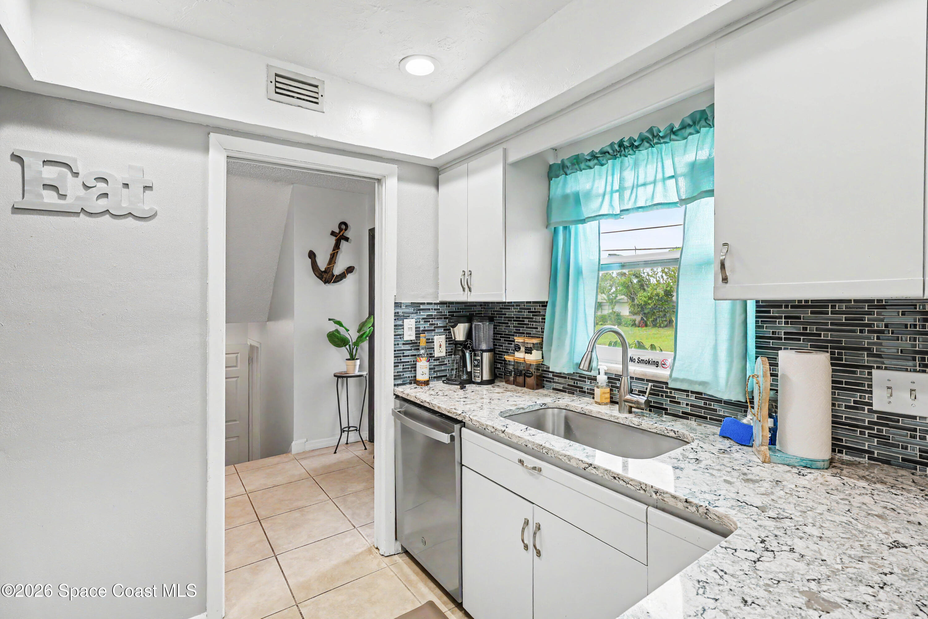 365 Needle Boulevard Property Photo 11