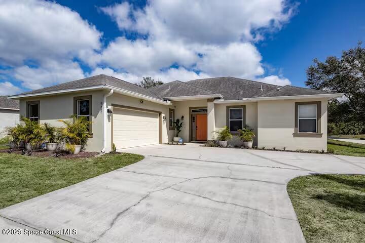 581 Eldron Boulevard Se Property Photo 1