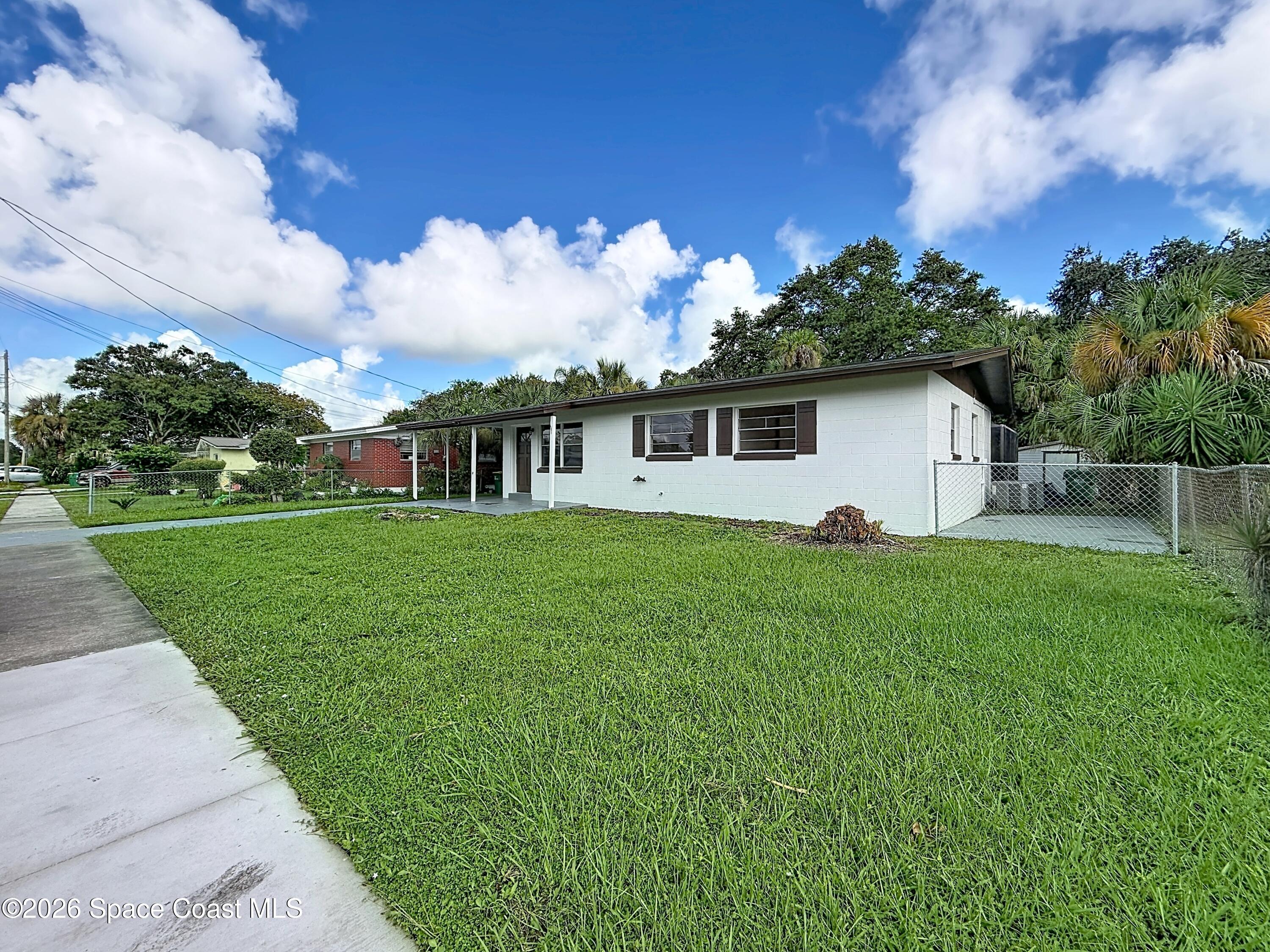 2587 Stratford Drive 2587 Property Photo 1
