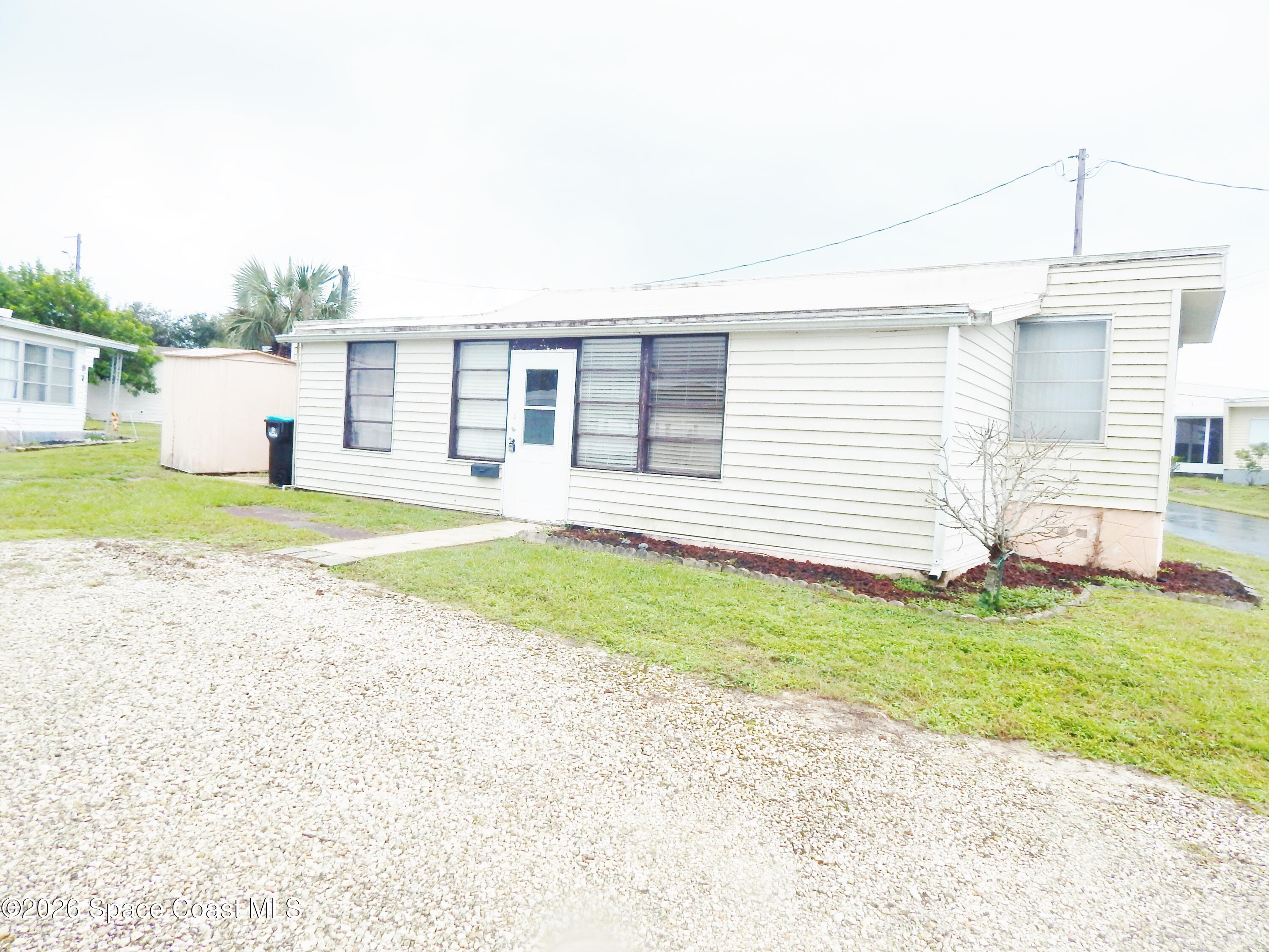 3197 Deer Run Drive NE Property Photo 1