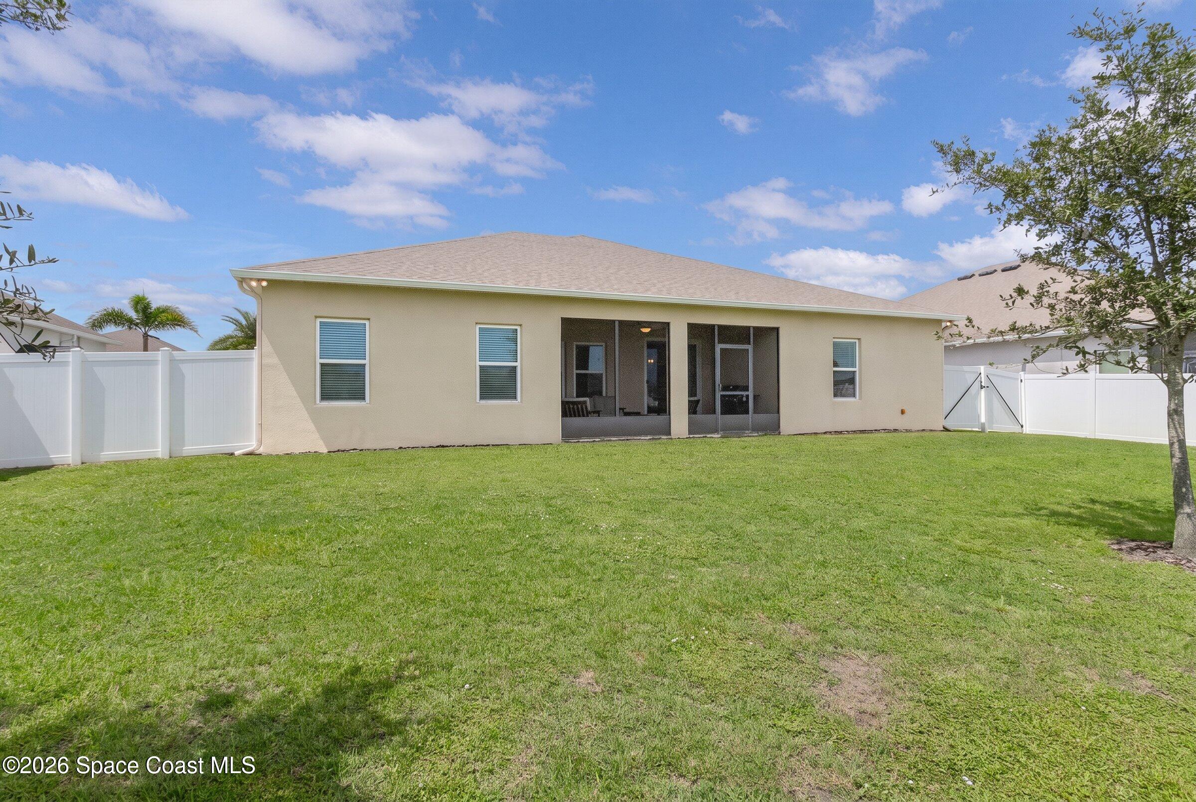 4693 Shannock Avenue Property Photo 3