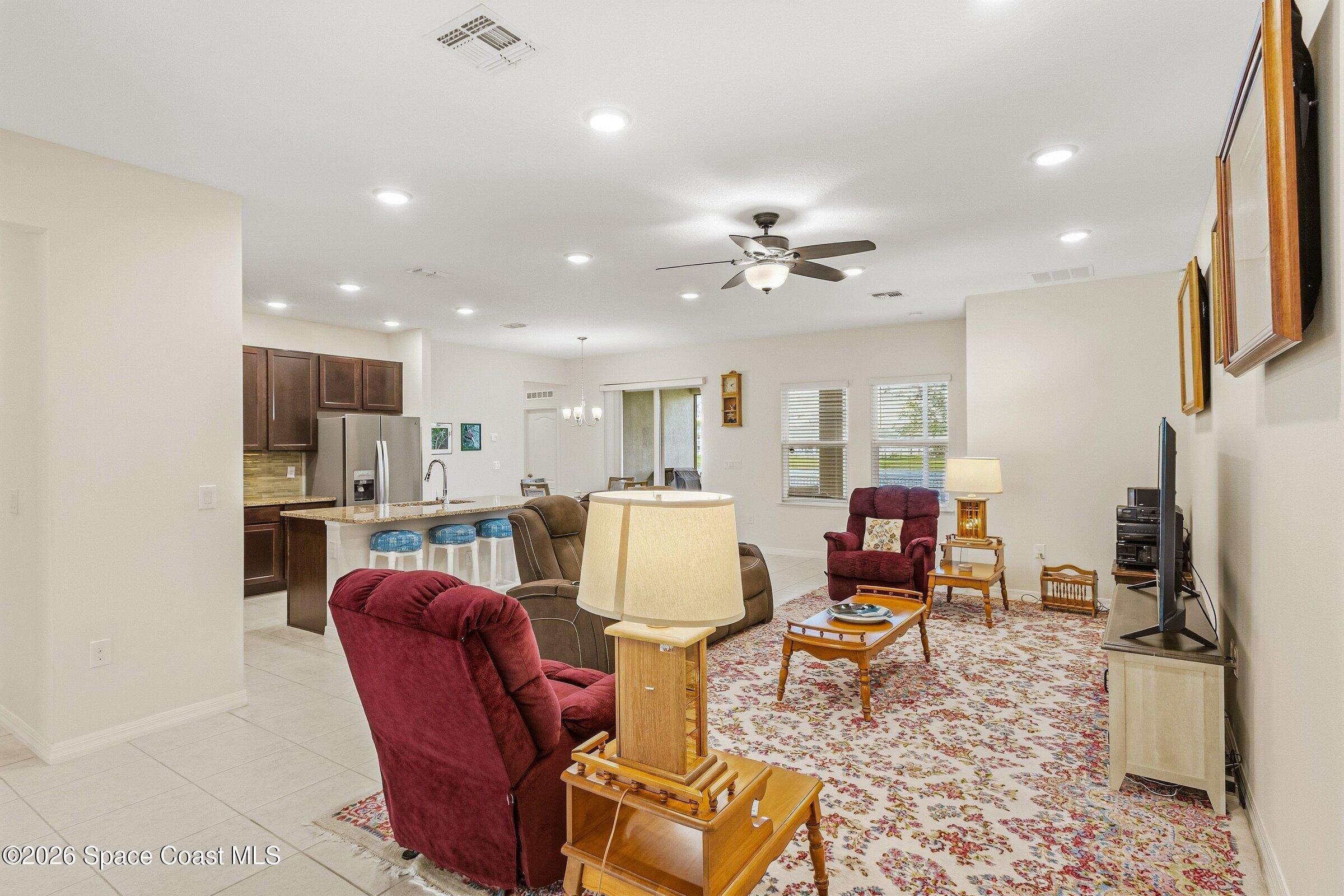 4693 Shannock Avenue Property Photo 4