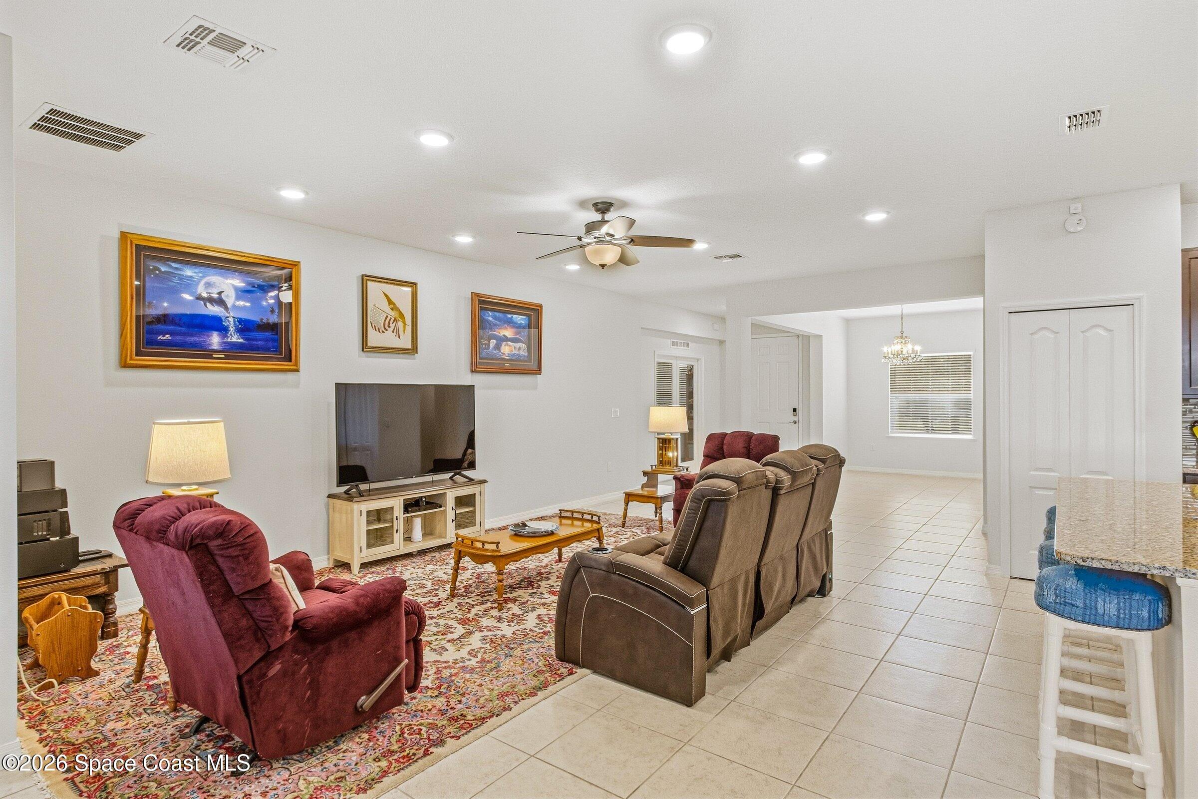 4693 Shannock Avenue Property Photo 10