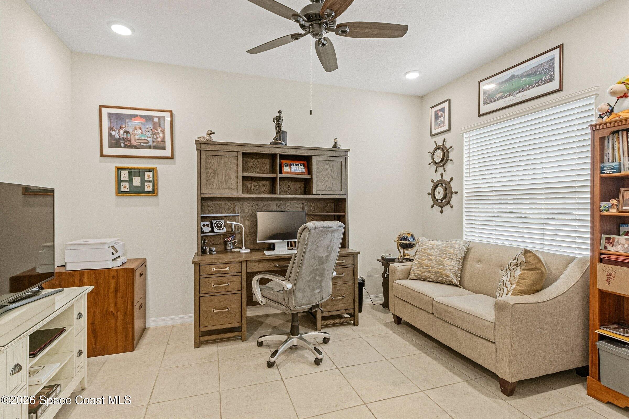 4693 Shannock Avenue Property Photo 13
