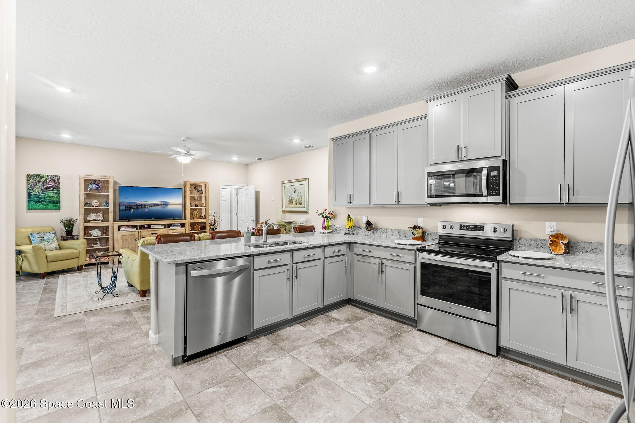 655 Gleneagles Drive Se Property Photo 14