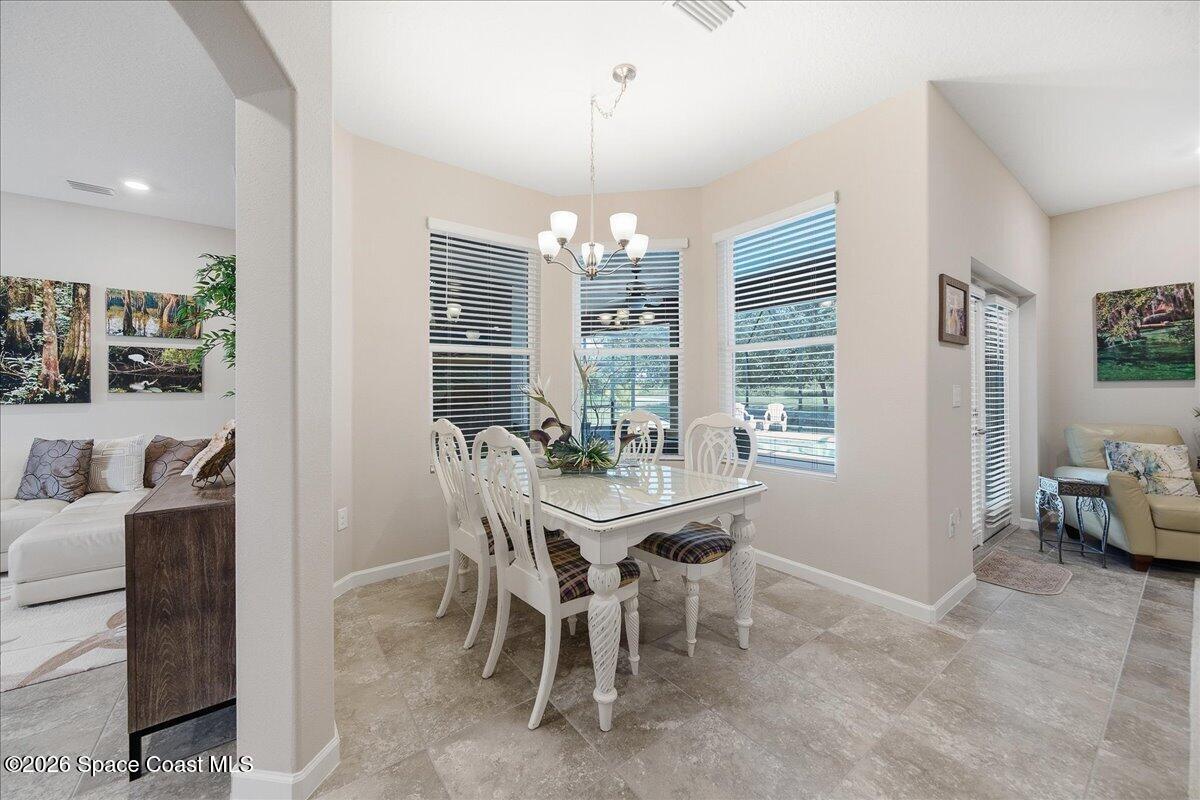 655 Gleneagles Drive Se Property Photo 15