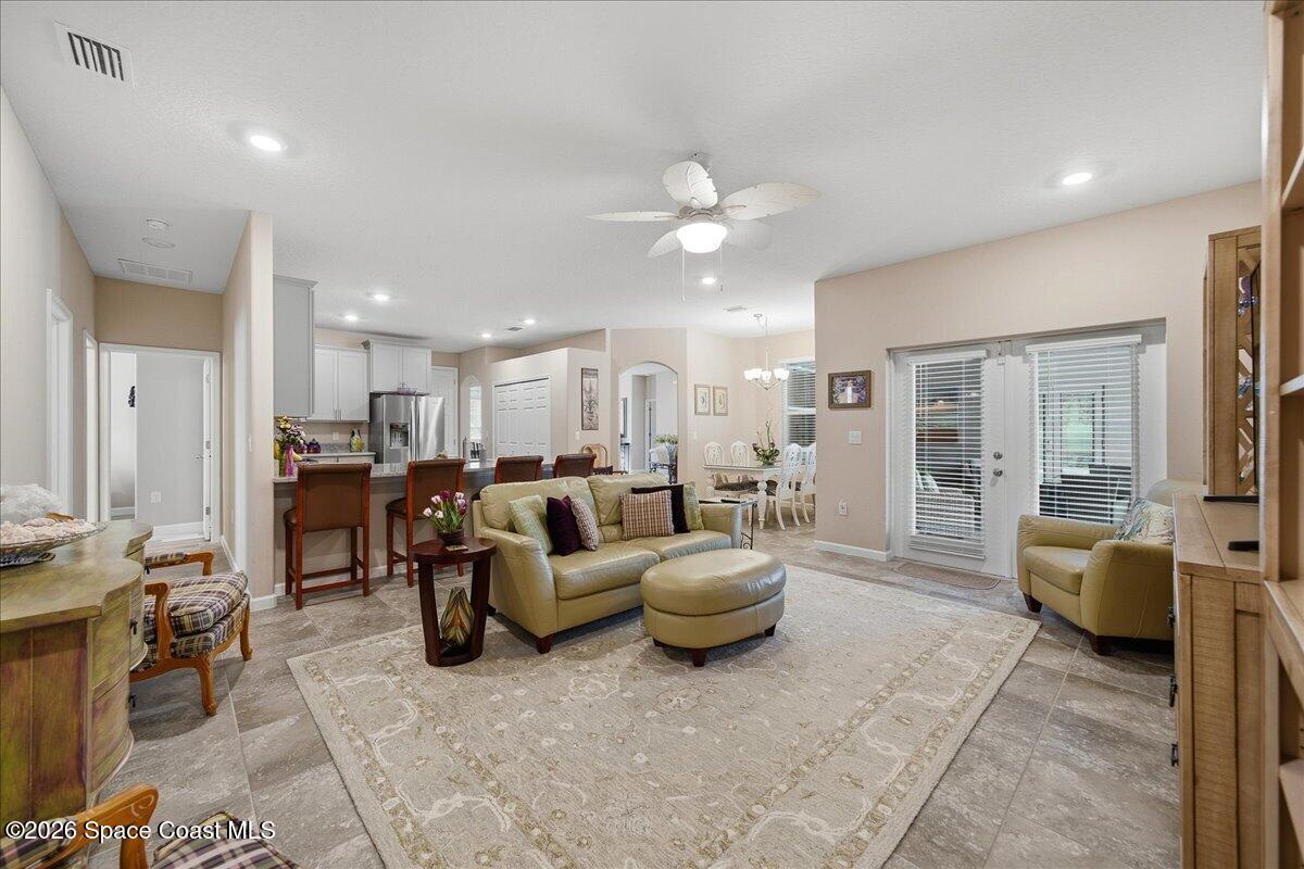 655 Gleneagles Drive Se Property Photo 19