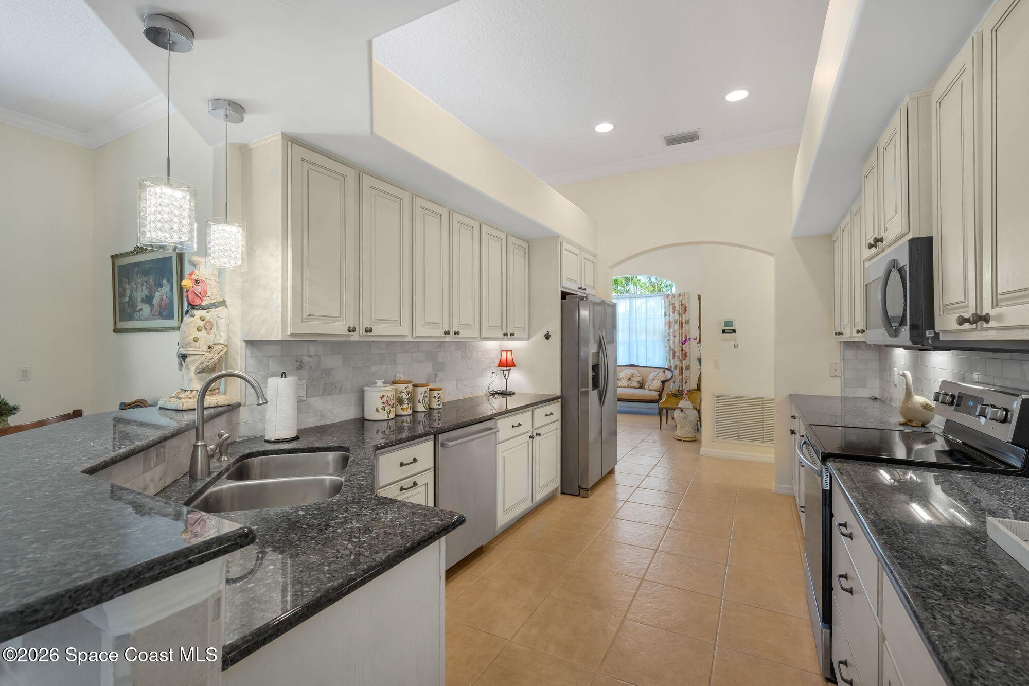 4545 Celestial Drive Property Photo 12