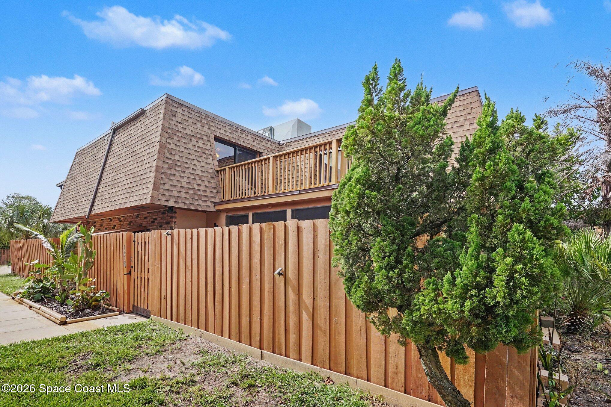 1810 S Park Avenue Property Photo 1