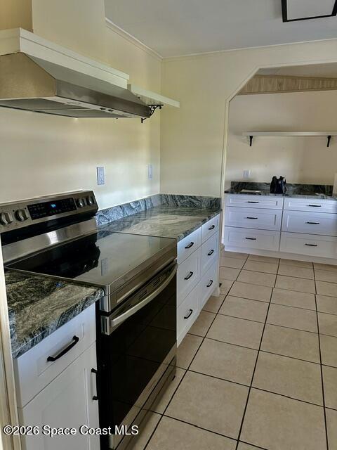 605 Oleander Circle Property Photo 4
