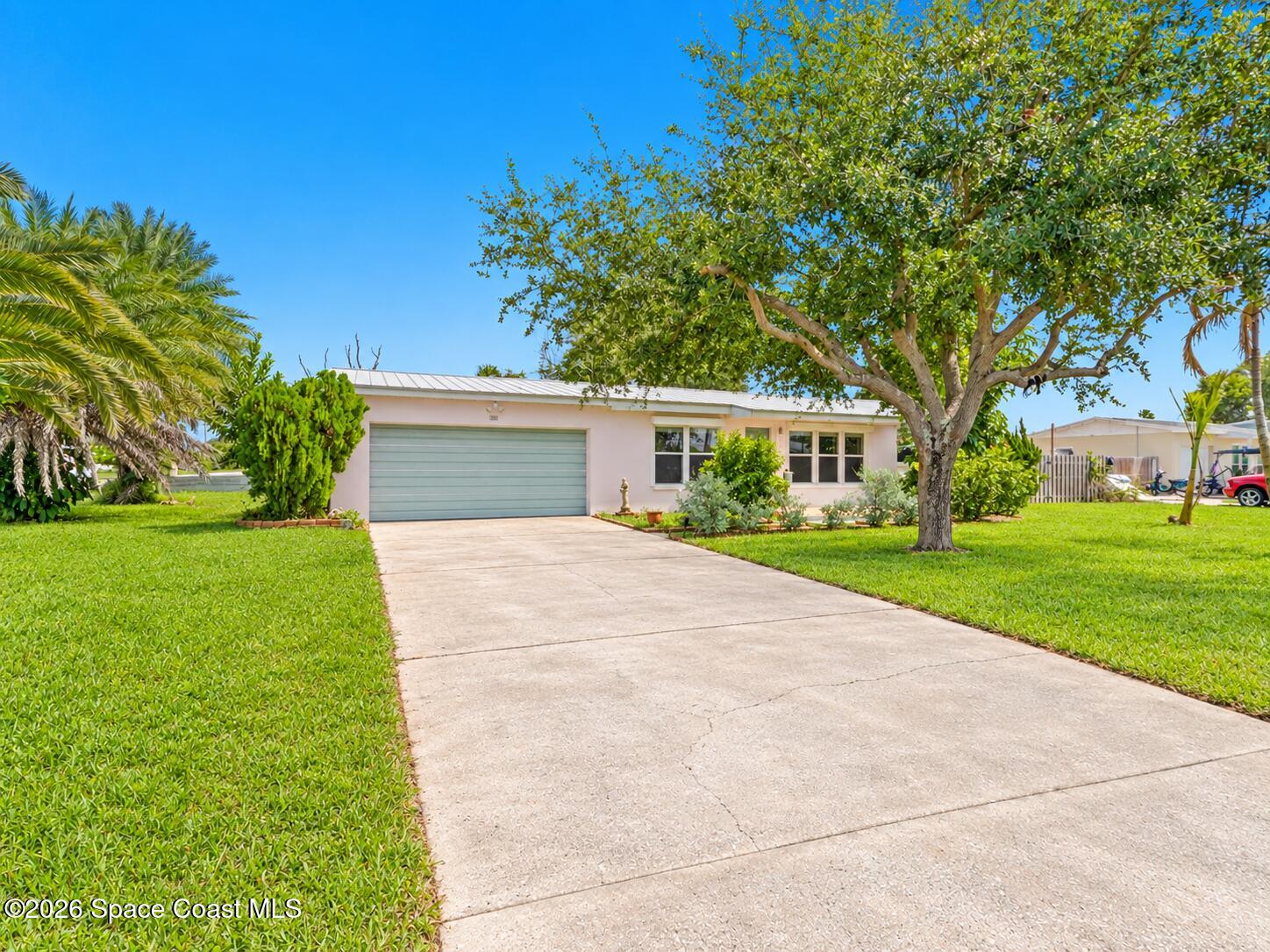 525 Pelican Drive Property Photo 1