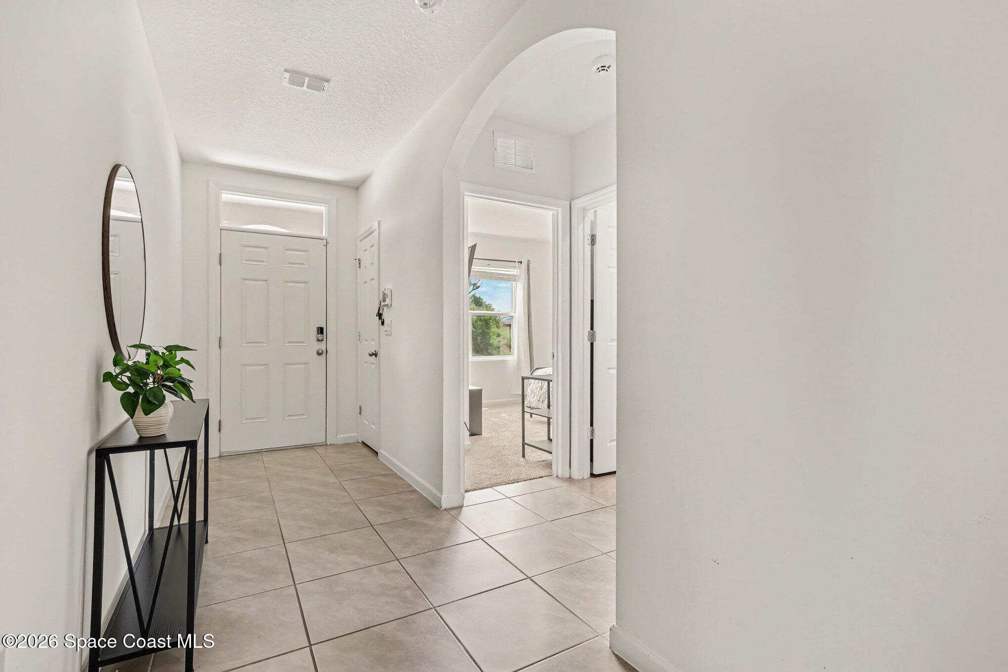 1342 Jupiter Boulevard Nw Property Photo 4